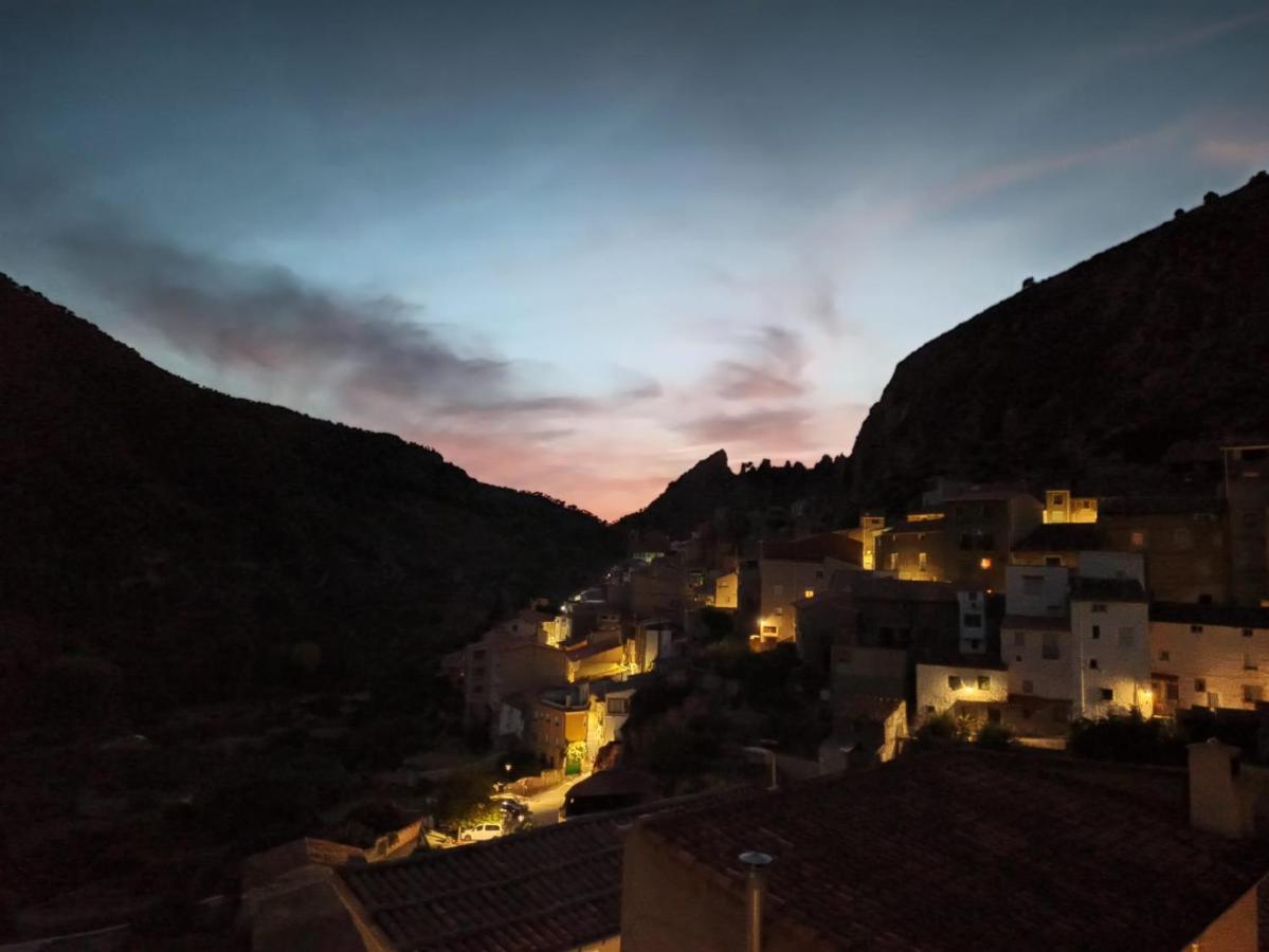 Casa Rural Celia Con Escape Room Aýna Dış mekan fotoğraf